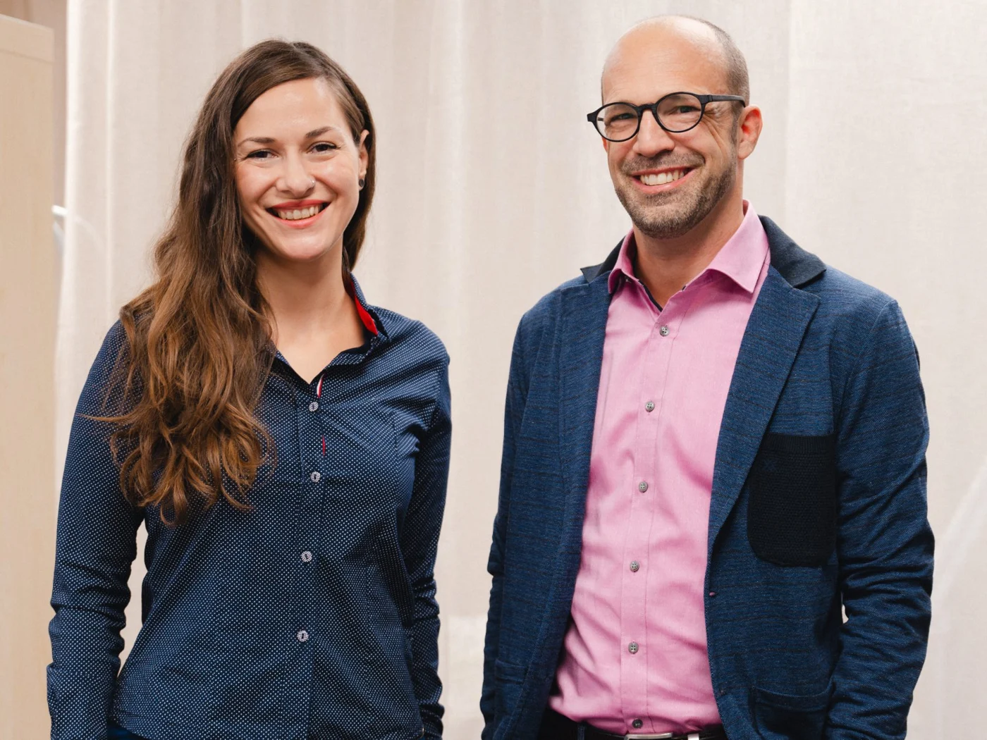 Psychologe David Kleiner und Kosmetikerin Donna Kolarič von Ganz Schön Gesund